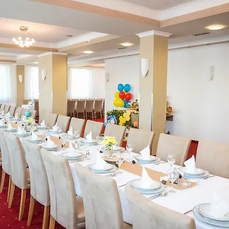 Hotel City 호텔 Prnjavor (Republika Srpska)
