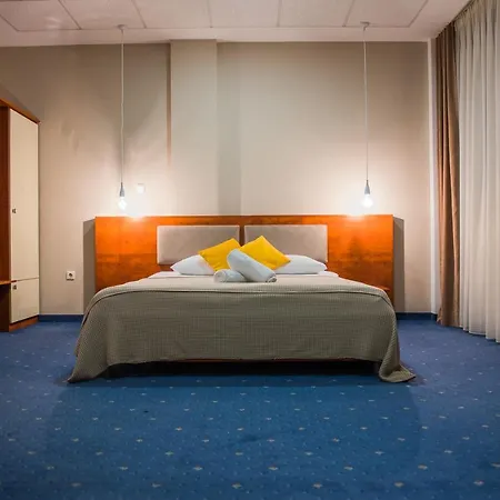 Hotel City
